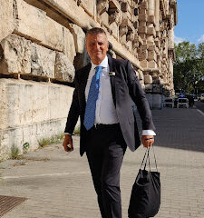 Avvocato Vittorio A. Marinelli Civile Penale Separazione Cassazione Eredità Immigrazione Risarcimento Del Danno